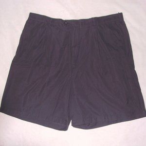 Dress shorts in dark navy blue